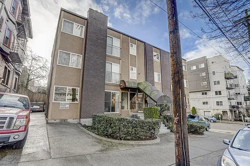 East Thomas Suites Photo 1