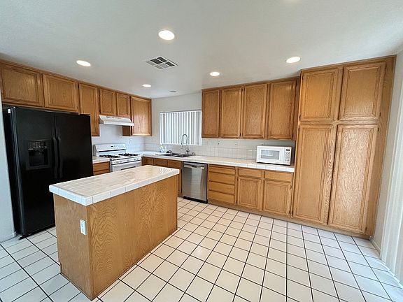 5th image of 8940 Libertyvale Dr