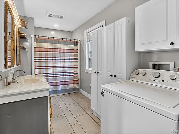 5th image of 11542 Wilson Rd