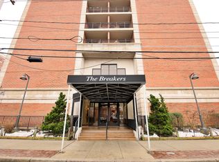 230 W Broadway #307, Long Beach, NY 11561