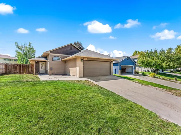 677 N Shady Grove Way, Kuna, ID 83634
