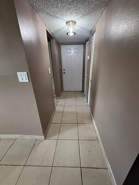 2 bed, 2.0 bath, 1070 sqft, $2,100 — Photo 3