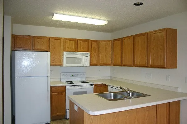 Building Photo - 1334 W Menk Dr