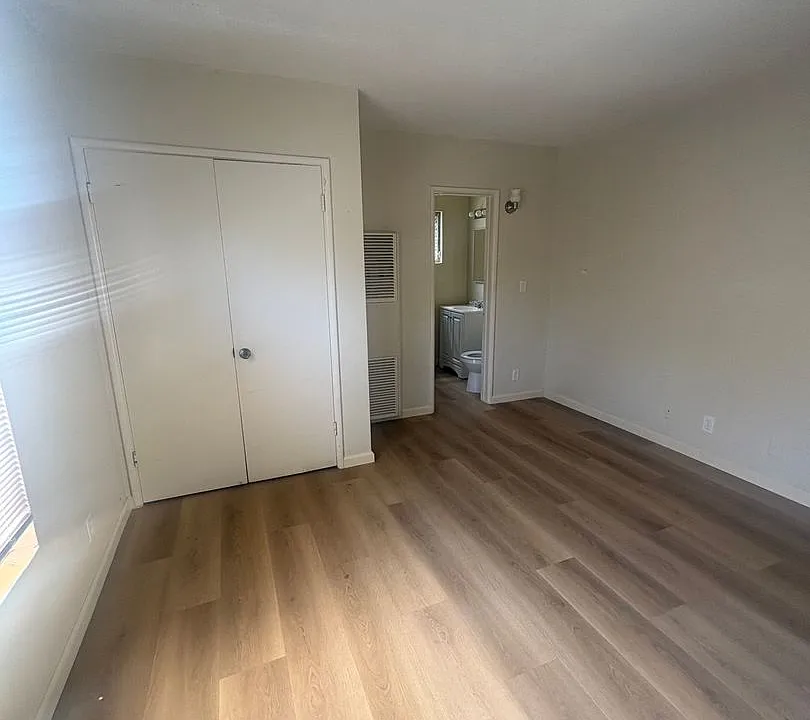 12475 Culver Boulevard