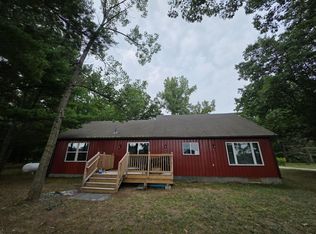 1106 Park Ave, Twin Lake, MI 49457