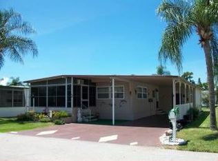 327 9th St, Nokomis, FL 34275
