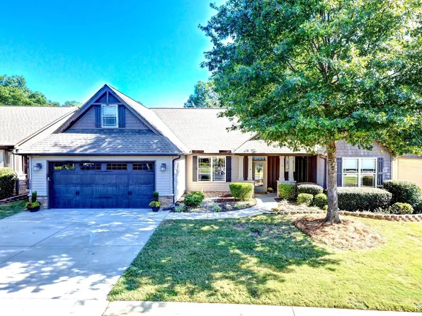 4 Dolerite Dr, Taylors, SC 29687