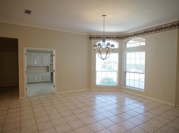 4th image of 4112 Baybrook Dr