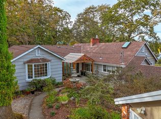 4081 Cedar Hill Rd, Saanich, BC V8N 3C2