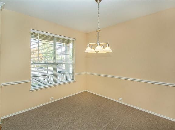 3rd image of 2705 Elmwood Ct