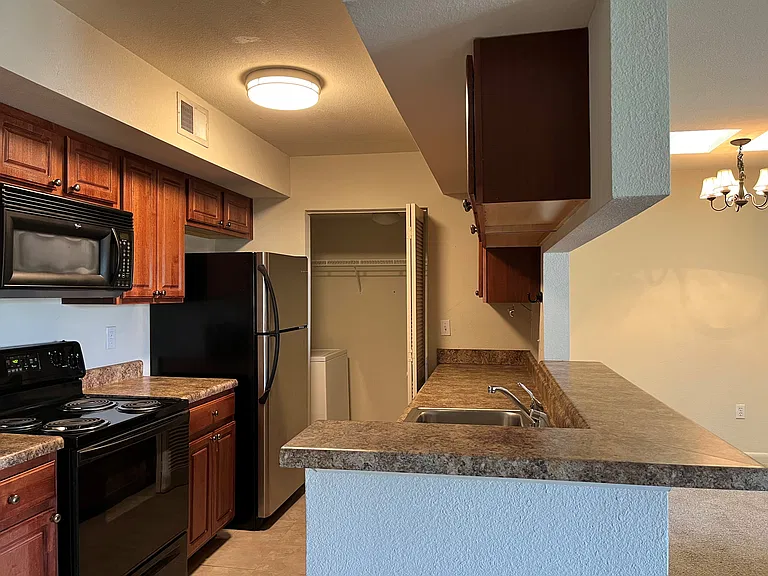 1481 Center Street Ext #707 — Photo 3