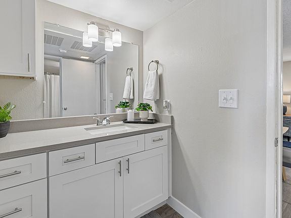 4th image of 2045 W Butler Dr #167