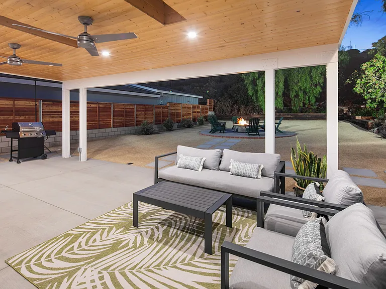 1648 El Prado Ave — Photo 8