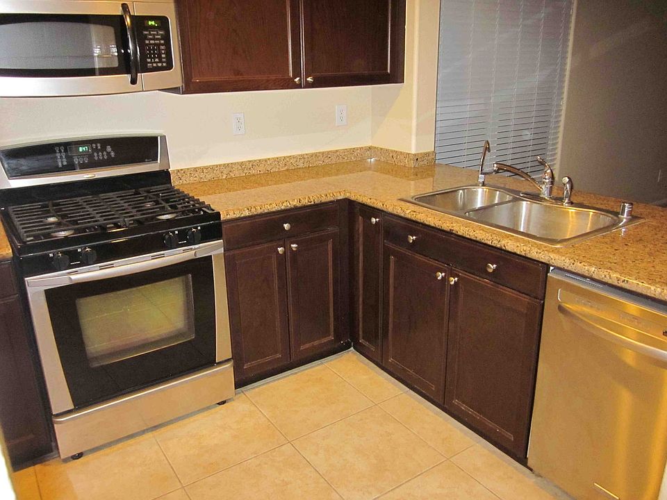 All stainless upgraded kitchen