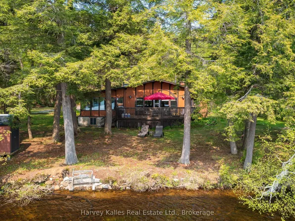 1033 Scott Ln, Lake Of Bays, ON P1H 2J6