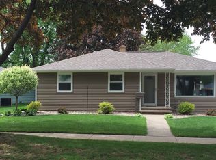 1749 N Elinor St, Appleton, WI 54914