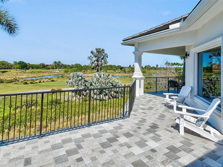 166 SE Bella Strano Port St — Photo 35