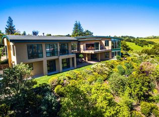 13452 Carillo Ln, Los Altos Hills, CA 94022