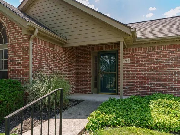 963 Willow Bluff Dr, Columbus, OH 43235