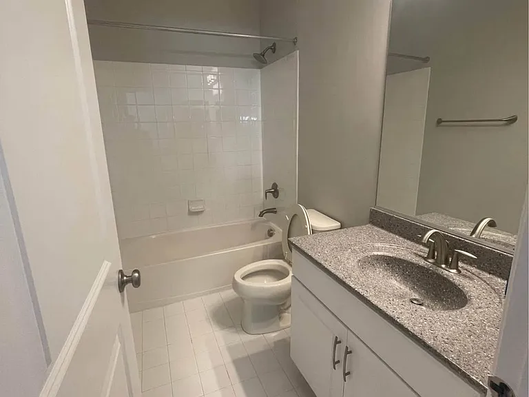 23536 Belvoir Woods Ter — Photo 14