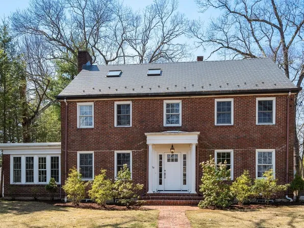 29 Gammons Rd #House, Waban, MA 02468