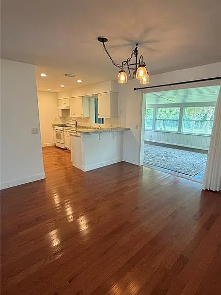 207 E Halifax Ave — Photo 14