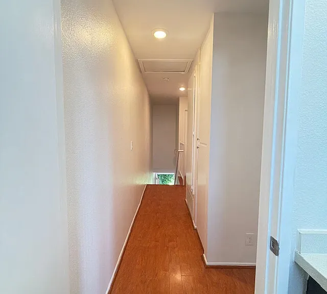 711 E Tujunga Ave #A — Photo 17
