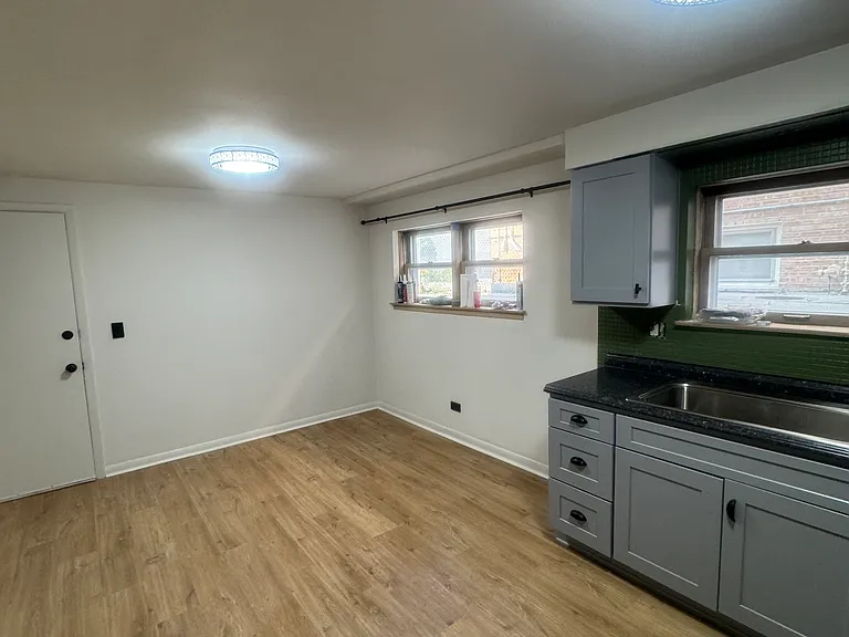 8536 W Berwyn Ave #C — Photo 3