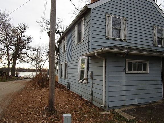 3rd image of 34927 N Lake Shore Dr