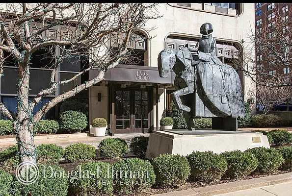 Rented by Douglas Elliman | media 23