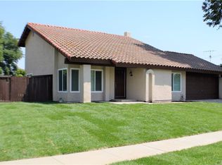 125 E Coral Tree Dr, Rialto, CA 92377