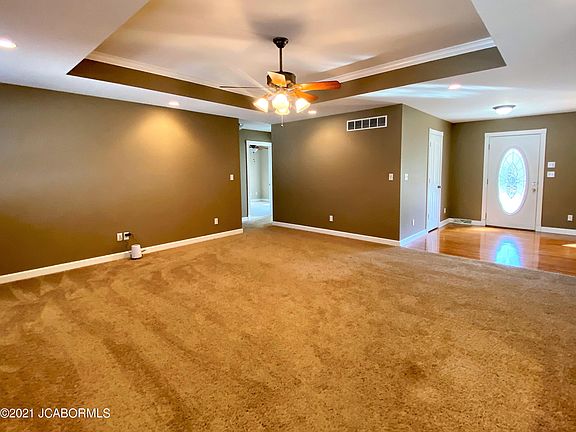 3rd image of 1009 Martin Way