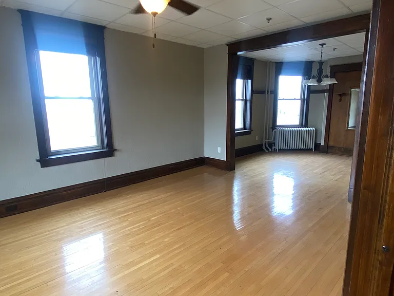 218 N 1st Ave W #7 — Photo 17