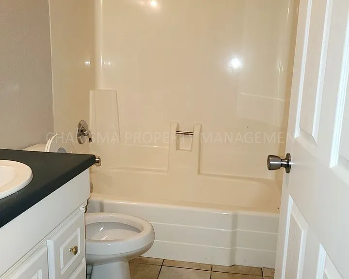 Thompson Avenue LLC — Photo 7