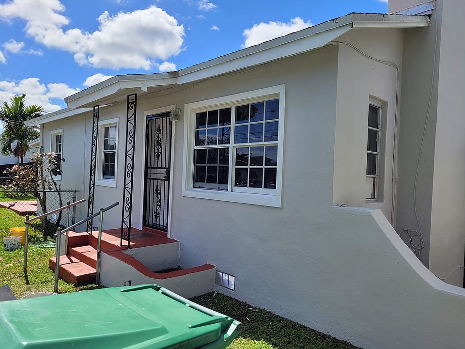 1st image of 8210 NW 14th Pl #B