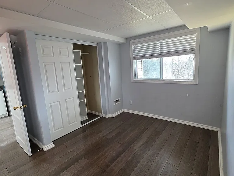 471 Cobblehill Dr #BASEMENT — Photo 4