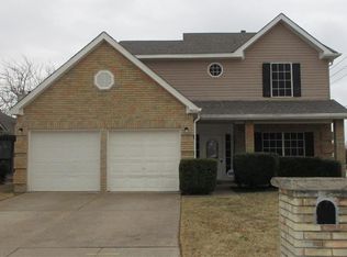 7400 Blackthorn Dr, Fort Worth, TX 76137