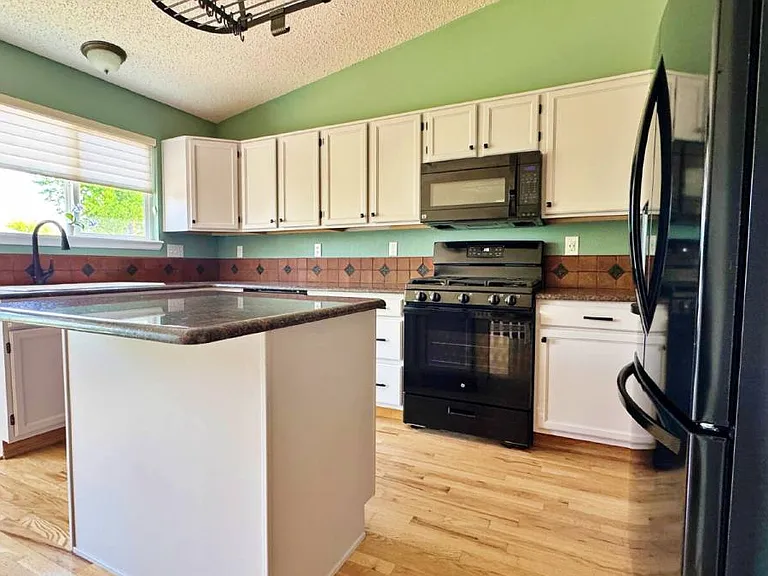 5770 W 115th Ct — Photo 5