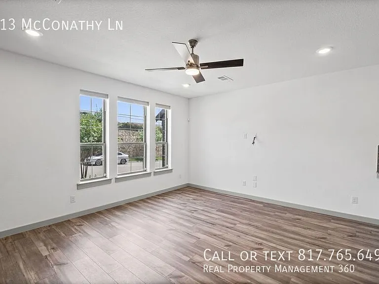 313 McConathy Way — Photo 5