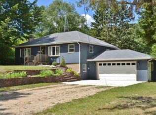 17572 Morse Heights Rd, Big Rapids, MI 49307