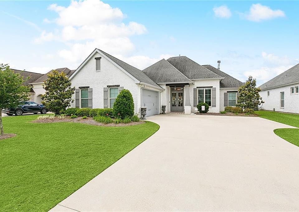 1st image of 2040 Cypress Bend Ln