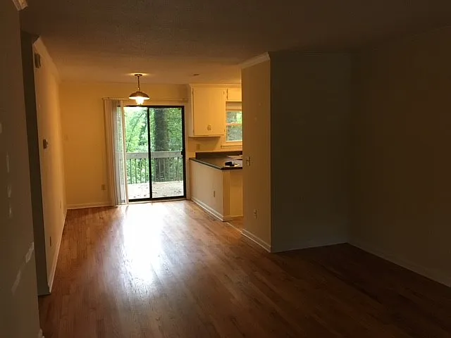 216 Lacustrian Ln #25 — Photo 6