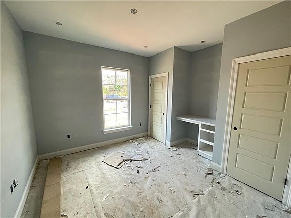 4th image of 43448 Springwood Way