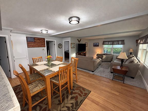 2nd image of 11195 McGregor Rd