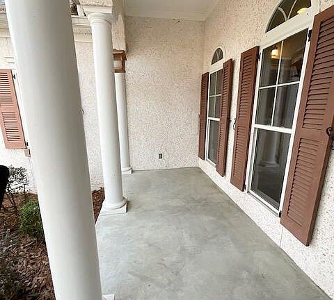 4th image of 648 Wallace-wells Circle