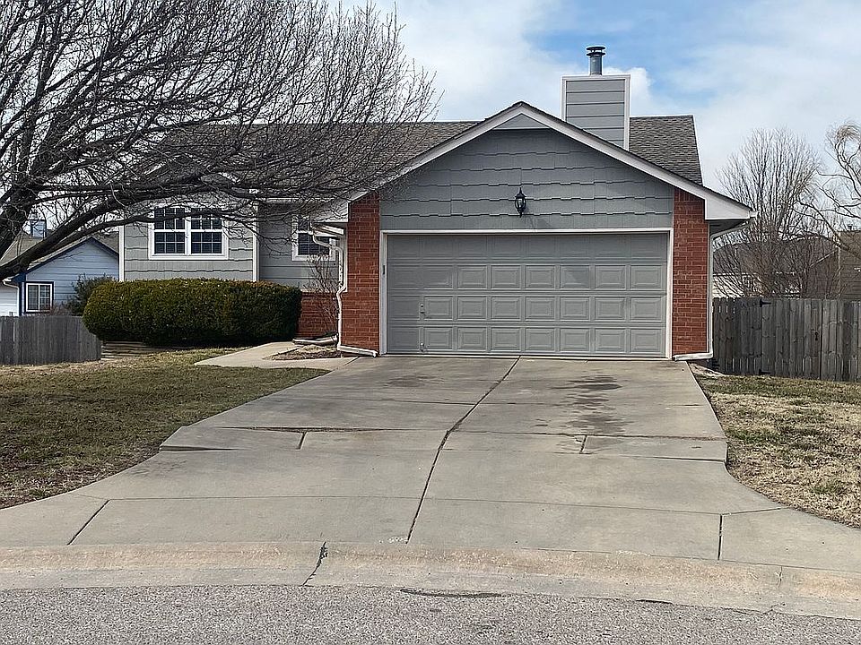 3629 N Inwood Ct