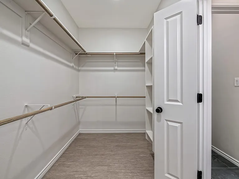700 Tower Mill Ct #700 — Photo 12