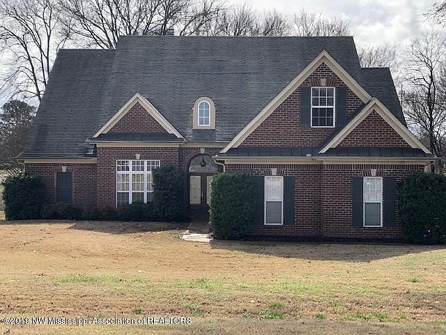 1st image of 123 Woodland Trce S
