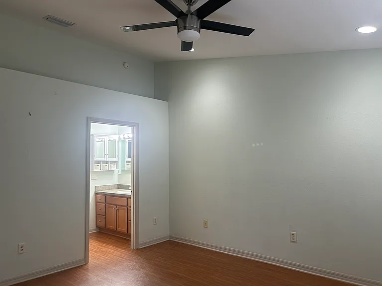 10411 SW 85th Ct — Photo 17