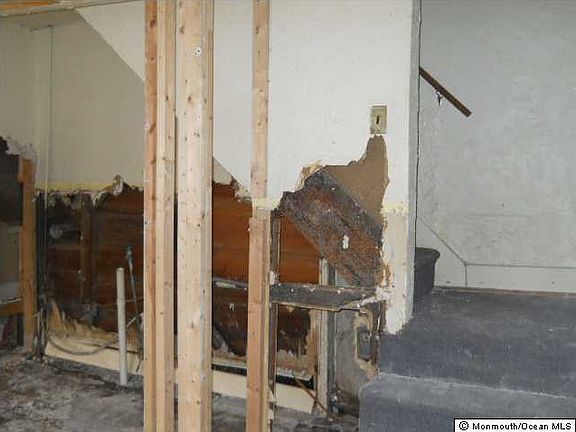 3rd image of 16 Montana Ave